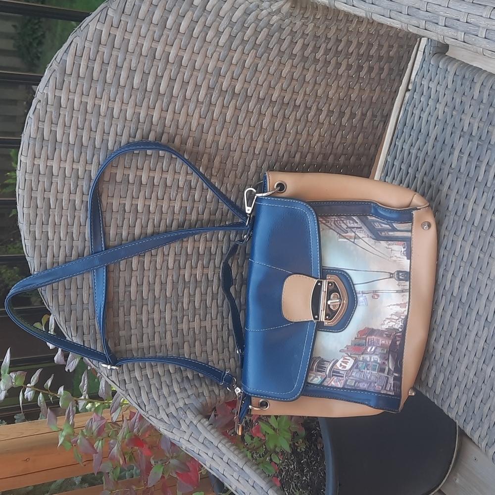 Handbag